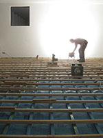 Peter Heel, Ehemaliges Klassenzimmer - Schwingboden wird erstellt